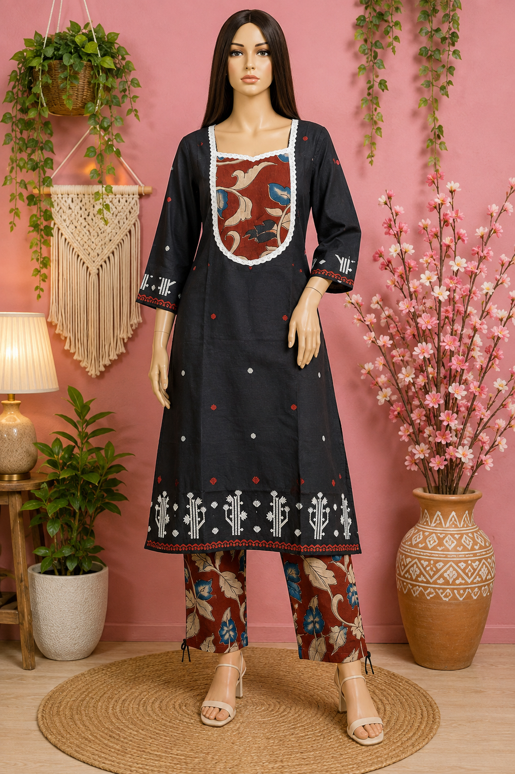 Jamdani Two Piece with Pen Kalamkari Work